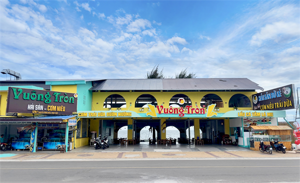 Hình ảnh Nhà hàng Hải Sản Cơm Niêu Vuông Tròn 8