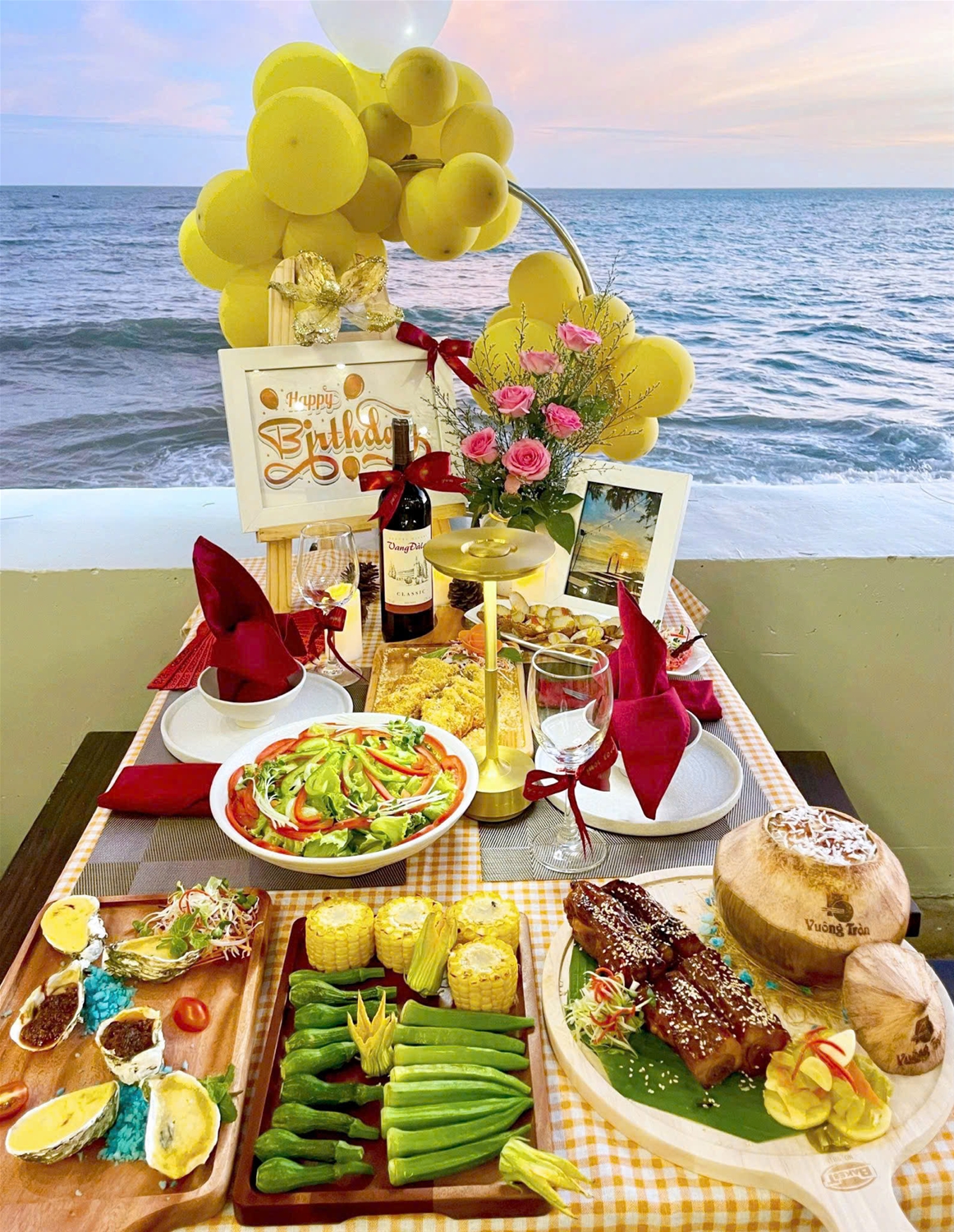 Cùng hải sản cơm niêu Mũi Né khai xuân đầu năm 2026 – Ăn ngon, lấy may đầu năm