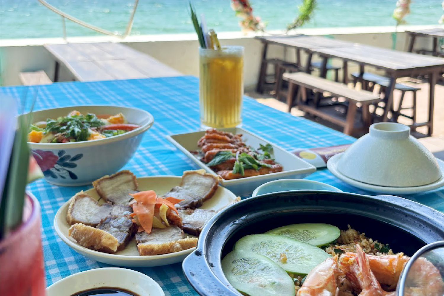 hải sản cơm niêu mũi né